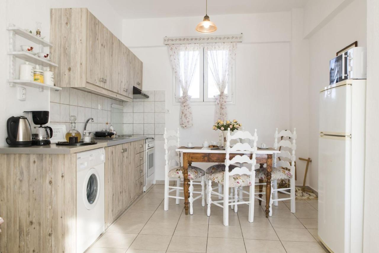 Chryso Apartment Kamilari Eksteriør billede